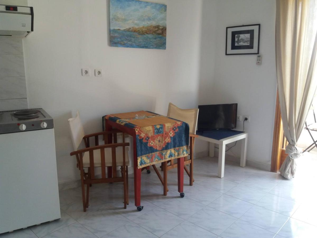 Apartment In Poros Poros Town المظهر الخارجي الصورة